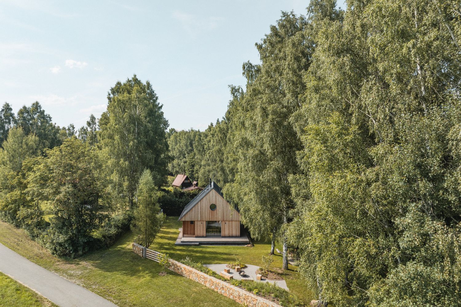 jezerni chata lipno pohled na pozemek
