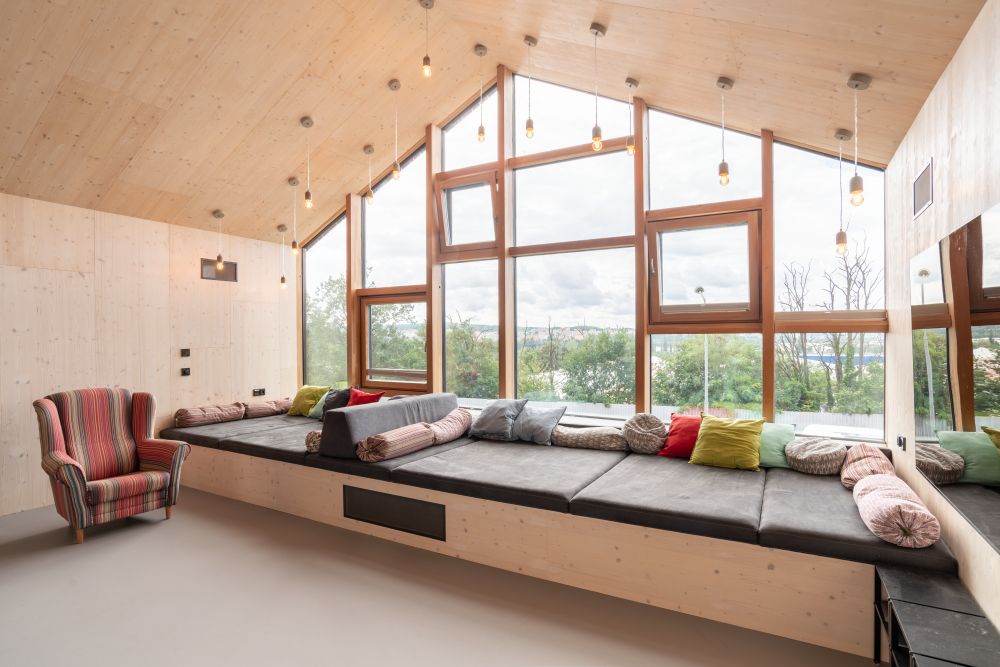 hygge-sedací-parapet