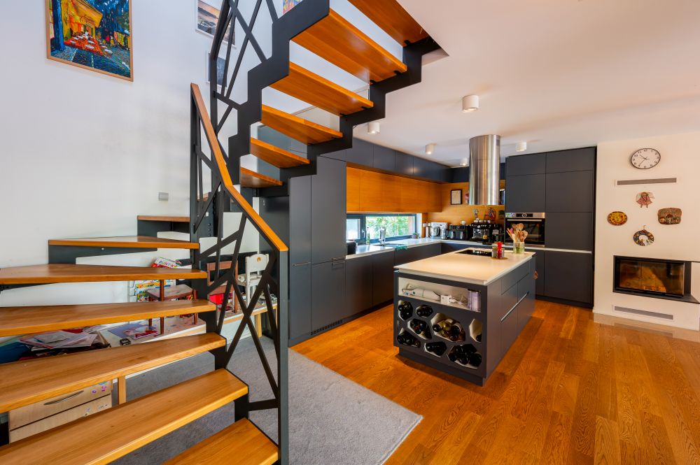 7-dřevostavba-ATRIUM-pro-vekou-rodinu