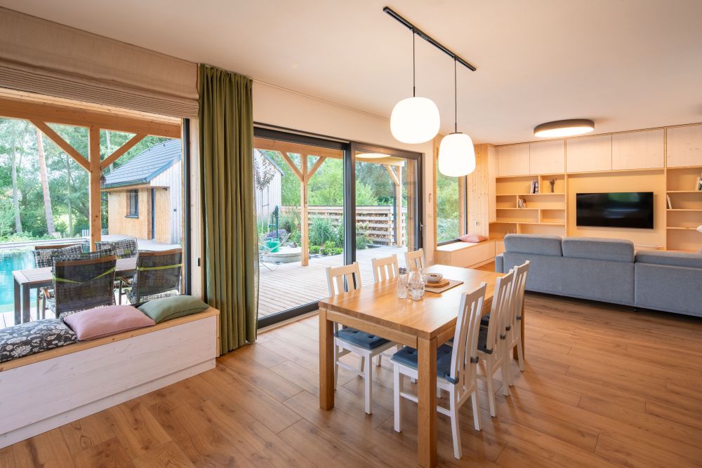 14 V zátiší s lekníny