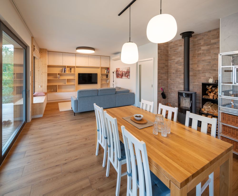 15 V zátiší s lekníny