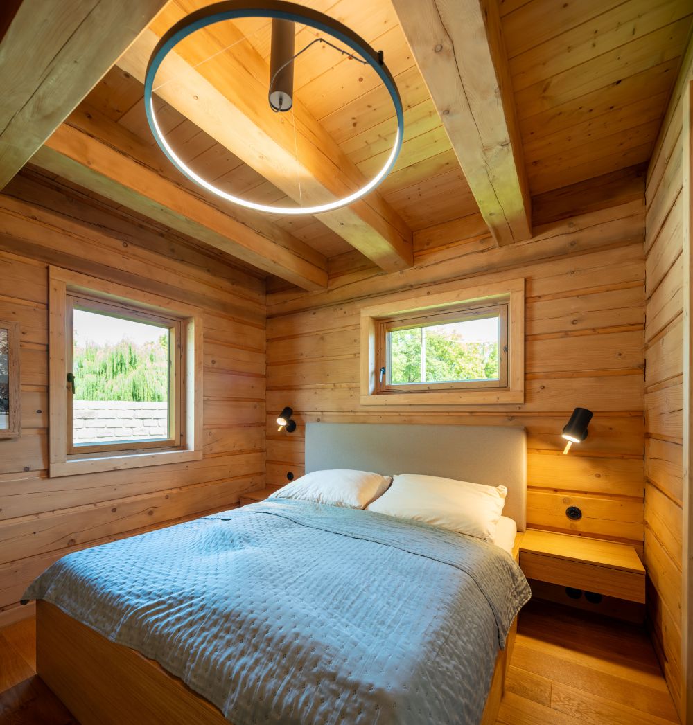 Zrcadlová roubenka na soutoku 11