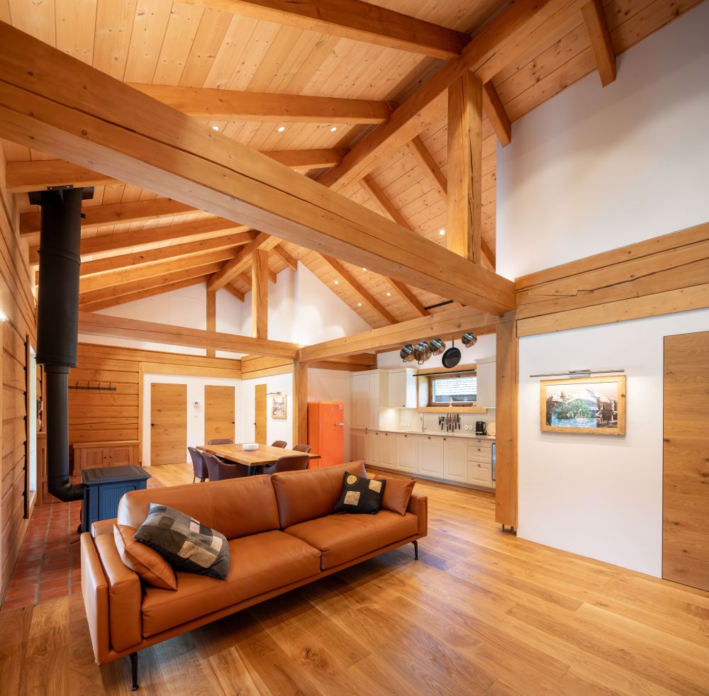 Zrcadlová roubenka na soutoku 8