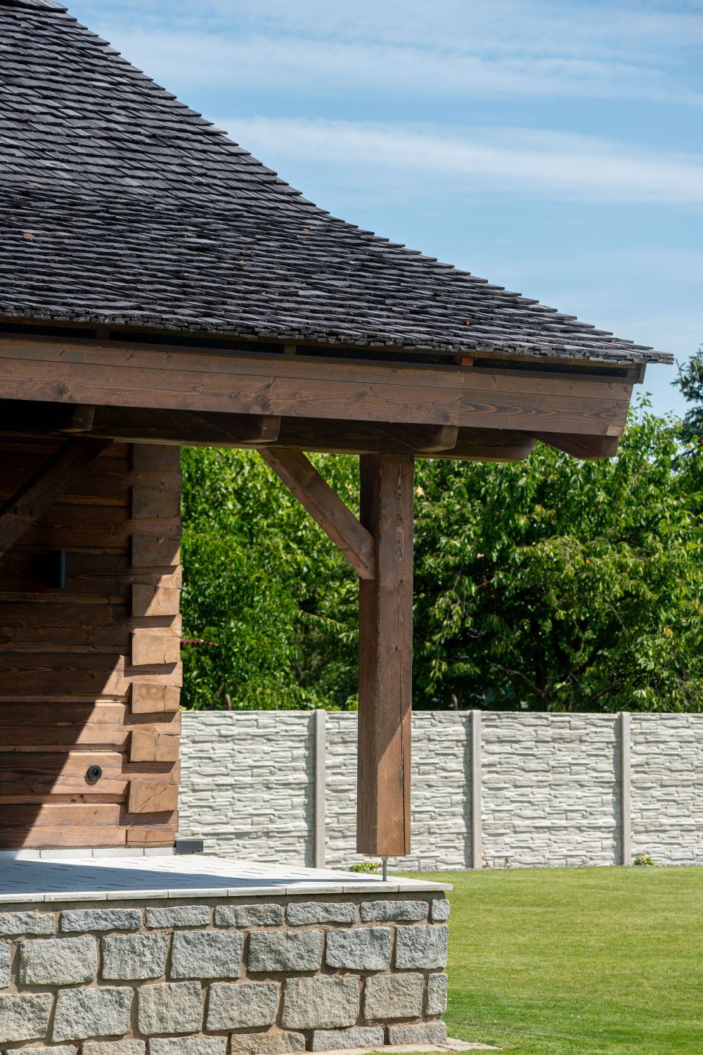 Zrcadlová roubenka na soutoku 5