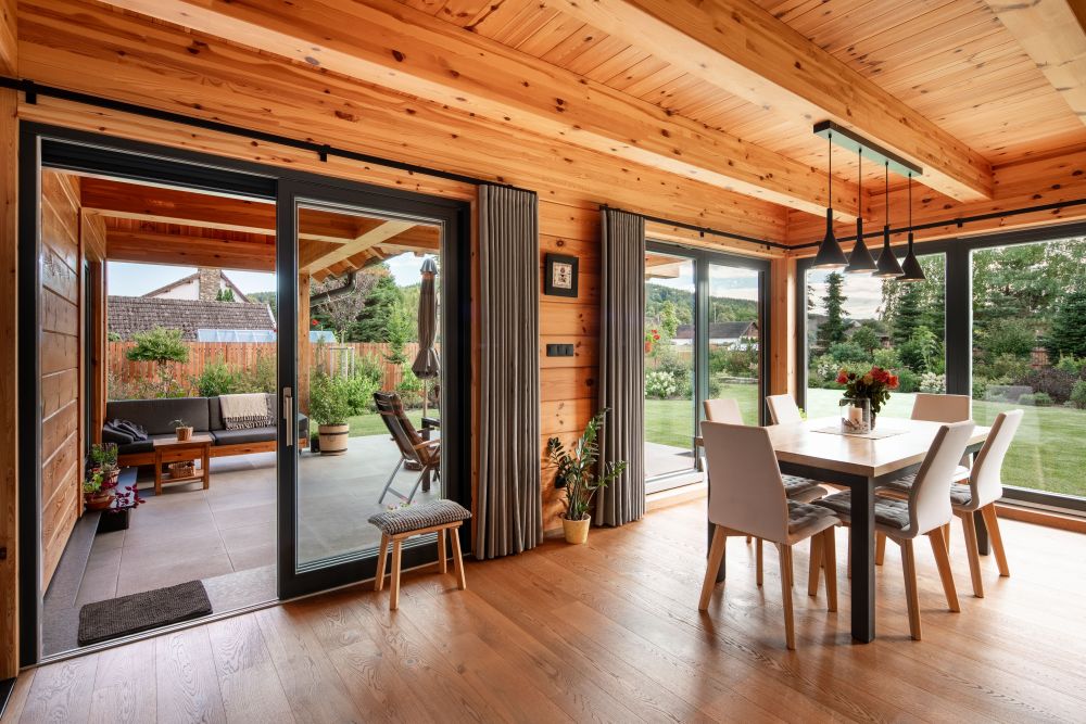 9 Výstavní poloroubenka