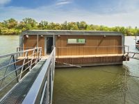 dřevostavba na vodě