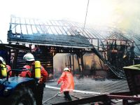 je dřevostavba hořlavá více než zděný dům