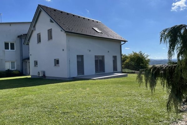 vzorovy-dum-chotysany