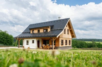 ok_pyrus_tradicni_poloroubena_chalupa_Horni_Brusnice_exterier_6-1024x683