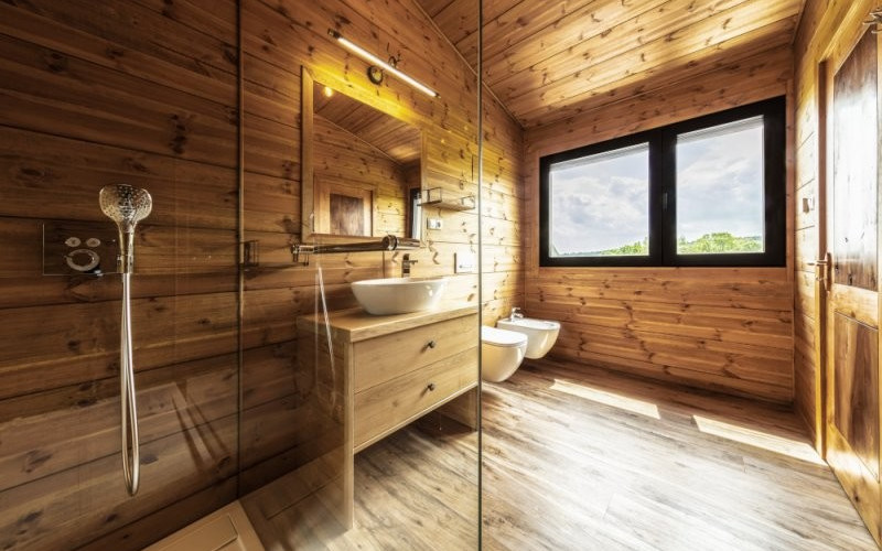 srubovy-dum-kontilo-ze-systemu-smartlog