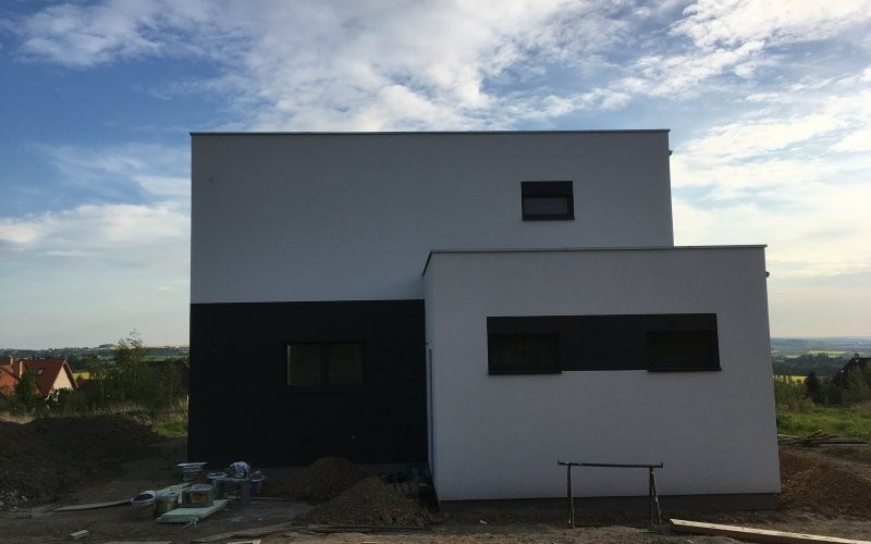 rodinny-dum-013-drevostavba-na-klic