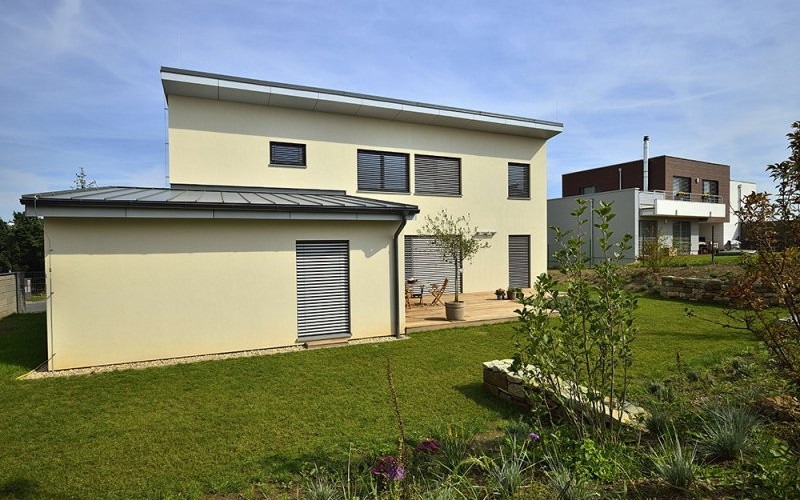 rodinny-dum-praha-kreslice-drevostavba-na-klic