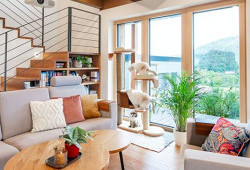 Rozkvetlá dřevěná symfonie