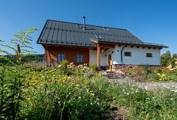 Překvapení v tradičním kabátě