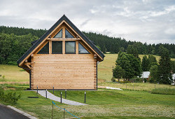 Výhled s vůní cedrového dřeva