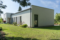 Pod tou skálou, kde si voda nechá poroučet