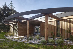 Disk, který přistál uprostřed slavného lesa