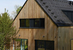 V dobré společnosti