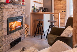 Když si silná žena postaví hlavu, postaví i srub