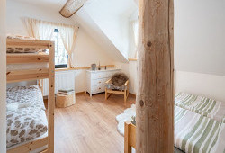 Když si silná žena postaví hlavu, postaví i srub