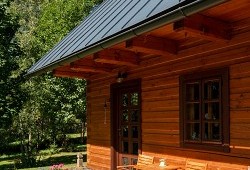 Roubenka s kapličkou