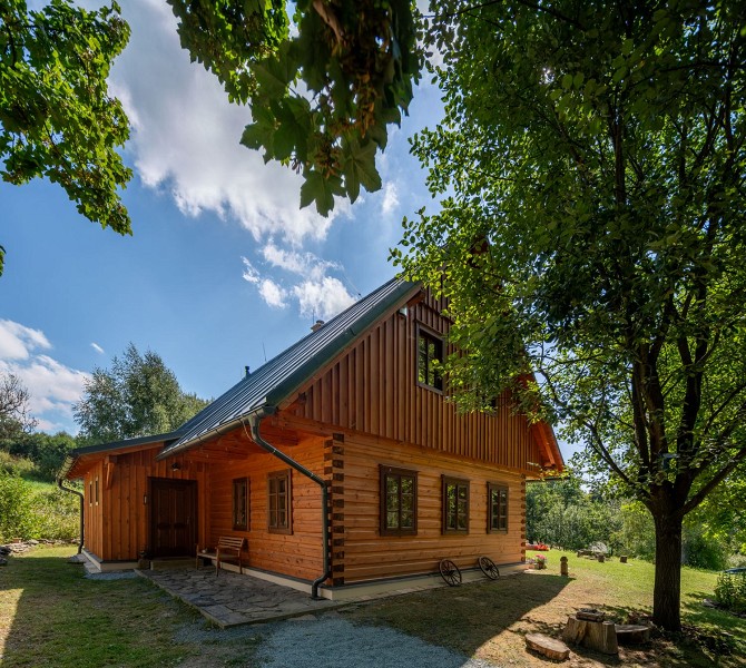 Roubenka s kapličkou