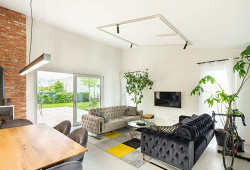 Kde kovářova kobyla bosa nechodí