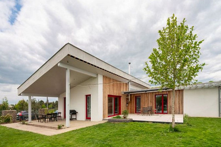 Kde kovářova kobyla bosa nechodí