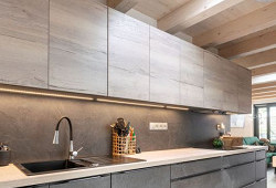 Dům, který prošel dveřmi